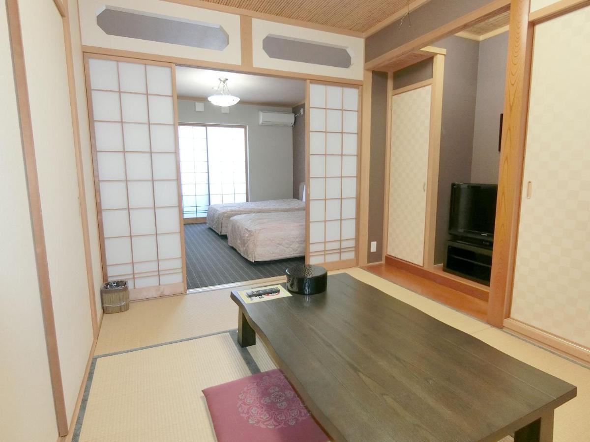 Yurakuan Miyazaki Hotel Bagian luar foto