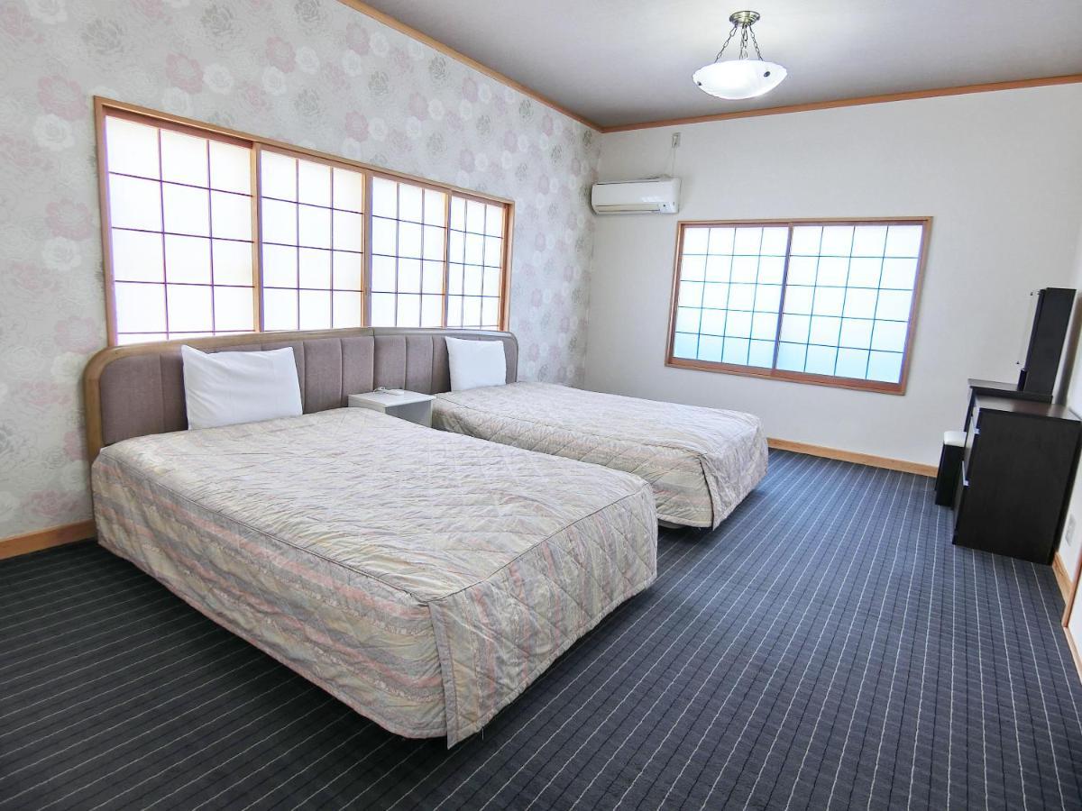 Yurakuan Miyazaki Hotel Bagian luar foto