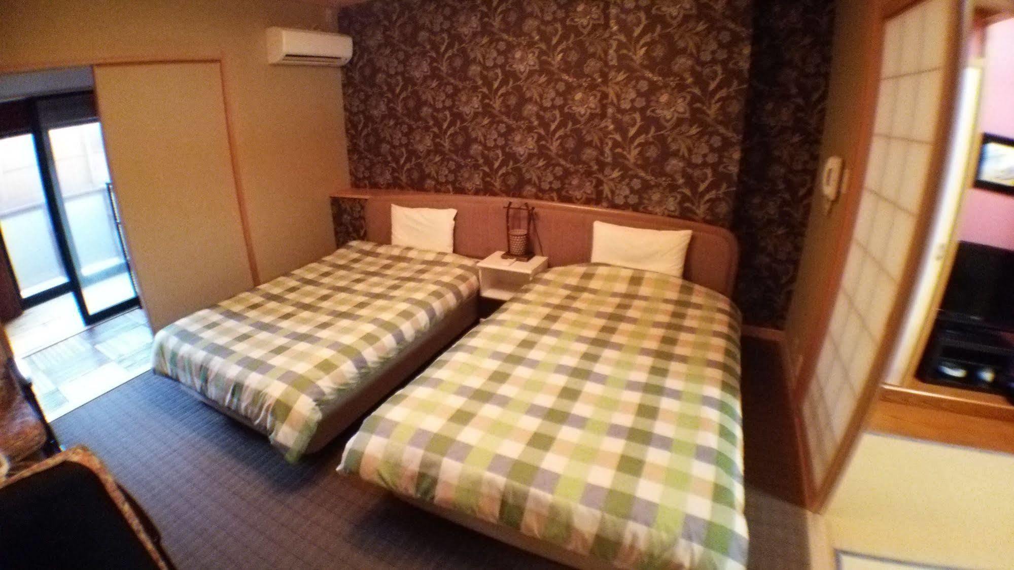 Yurakuan Miyazaki Hotel Bagian luar foto