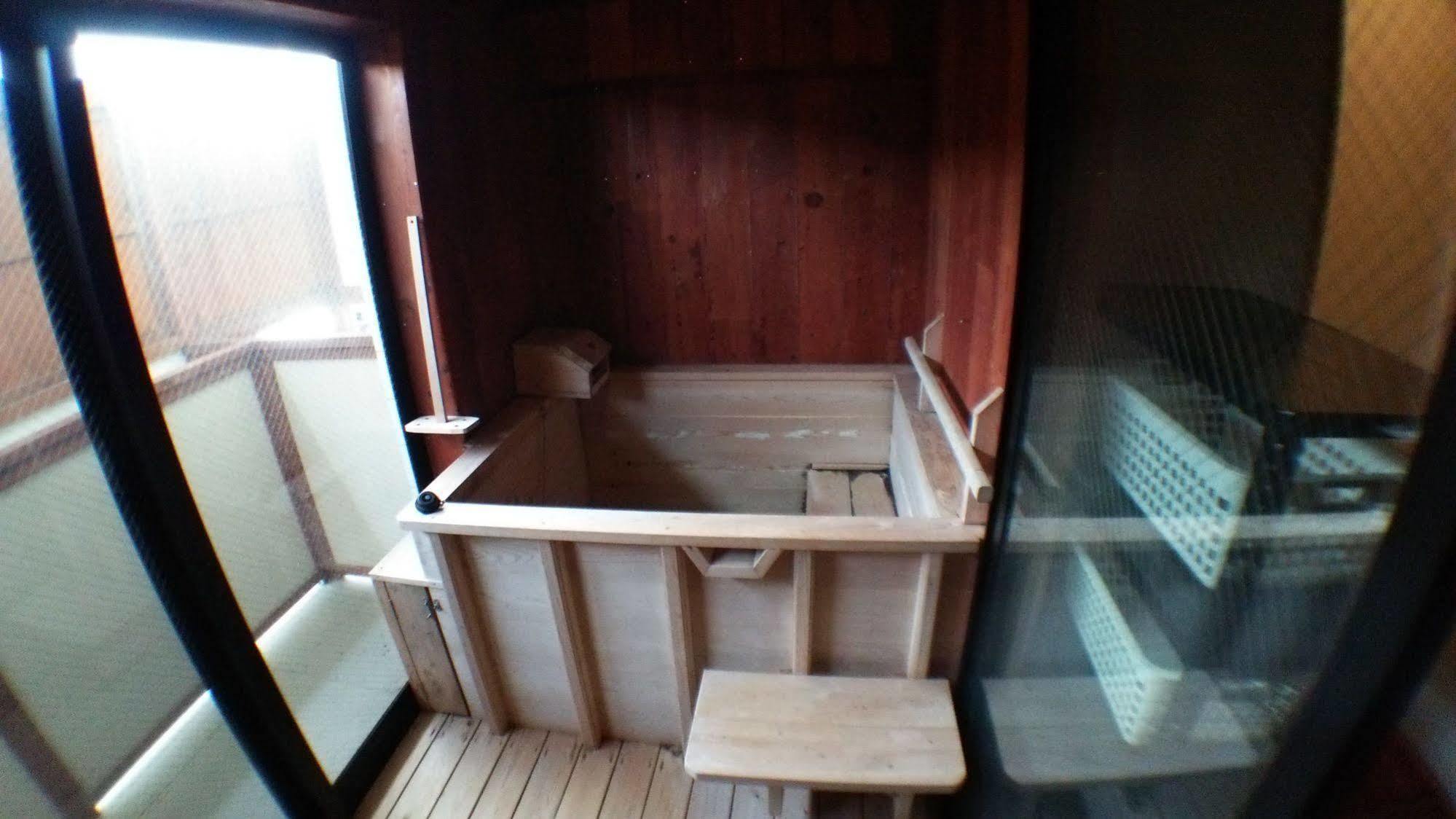Yurakuan Miyazaki Hotel Bagian luar foto