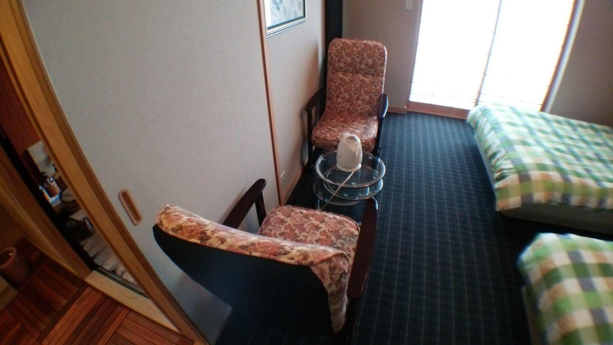 Yurakuan Miyazaki Hotel Bagian luar foto